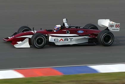 Seu &uacute;ltimo ano na CART, em 2001, com o carro 66 da Mo Nunn, o mesmo em que sofreu o s&eacute;rio acidente no qual perdeu as duas pernas. Foto: Divulga&ccedil;&atilde;o