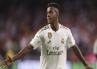 Rodrygo comemora golaço e estreia pelo Real