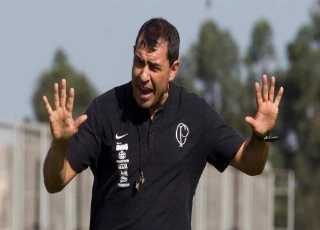 Corinthians tem teste de peso contra Flamengo para se provar no Brasileirão