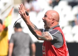 Com a vitória sobre o Botafogo, o Peixe alcançou o Palmeiras na liderança do Campeonato. (Foto: Twitter @SantosFC)