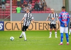 Atlético-MG abre dois, mas cede empate ao Fortaleza em jogo com VAR confuso