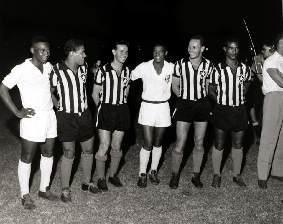 Pelé, Garrincha, Zagallo, Dorval, Paulo Valentim e Didi. Em jogo entre Santos e Botafogo