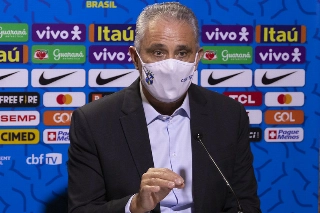 Treinador da seleção brasileira comandará destacou os predicados do volante do Internacional. Foto: Amanda Paiva/CBF