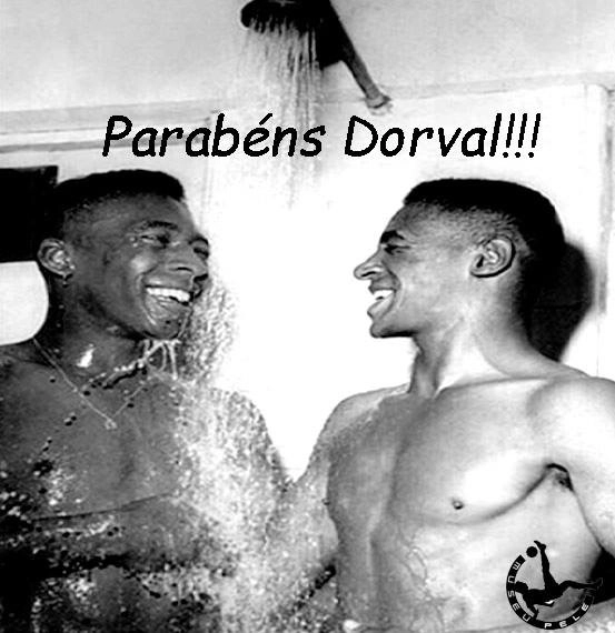 Pelé e Dorval tomando banho 