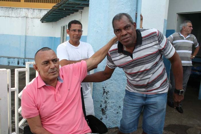 Cícero Fabuloso ao lado de outro grande goleiro: Neneca. Foto enviada por Jorge Júnior