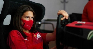 Pilota de 15 anos estará neste mês em Paul Ricard, na França. Foto: FIA/Divulgação