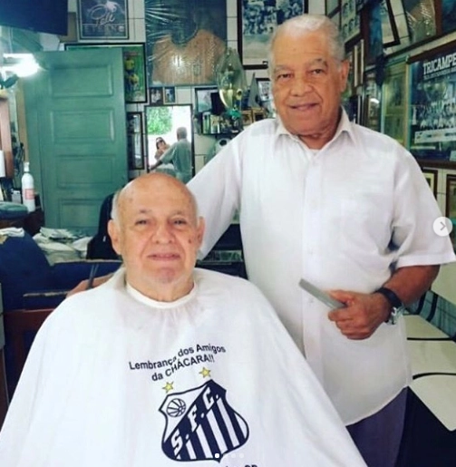 Atendimento sempre especial para fazer a barba com o amigo Didi, em Santos. Foto: arquivo pessoal de Pepe