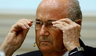 Blatter e Valcke tiveram super bônus com Copa 2014