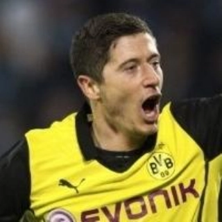 Gol de Hulk não adianta quase nada, e Zenit perde 'só' de 4 para o Borussia