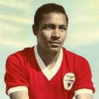 Um monstro da camisa 10