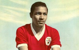 Morreu aos 78 anos Mário Coluna, o maestro da seleção de Oto Glória e tutor emocional do craque Eusébio