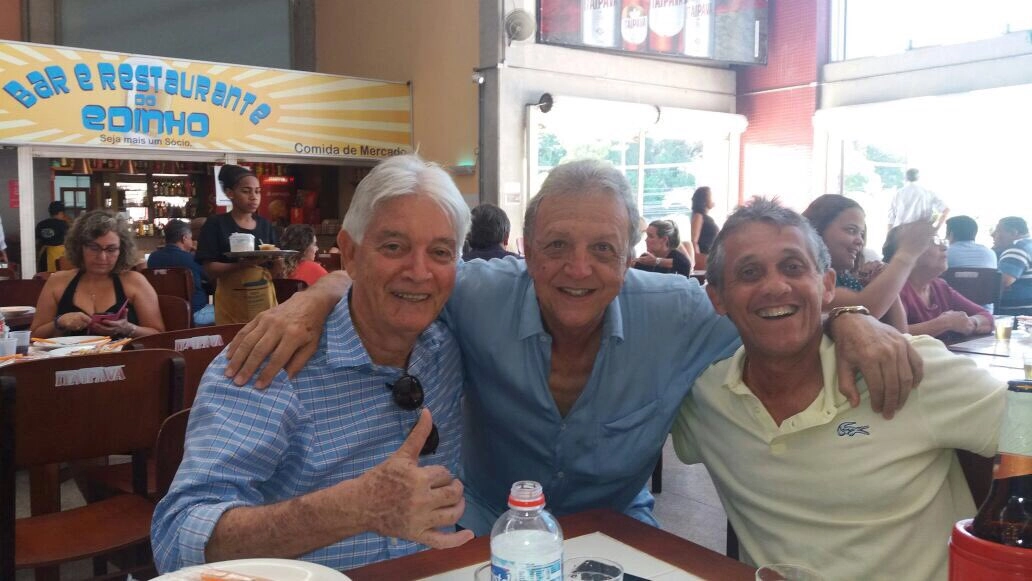 Encontro do ataque matador do Esporte Clube Bahia em outubro de 2017: Elizeu, Douglas e Osni