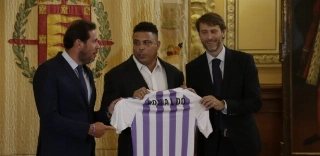 Ronaldo vira integrante de diretoria da Federação Espanhola de Futebol