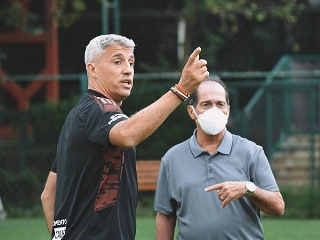 Coordenador de futebol do Tricolor disse não cogitar Antonio Oliveira no clube. Foto: Erico Leonan/saopaulofc.net