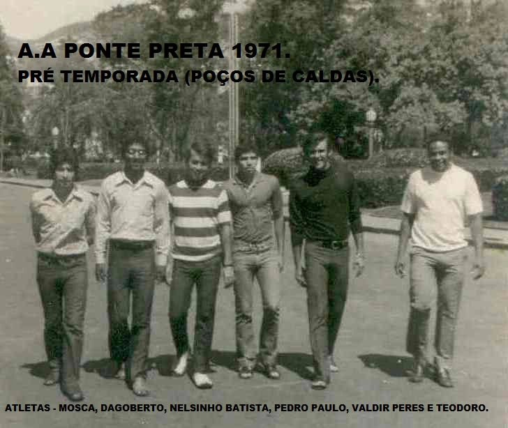 Outra imagem rara. Jogadores da Ponte Preta passeando por arborizada rua da mineira Poços de Caldas, em 1971. Da esquerda para a direita: Mosca, Dagoberto, Nelsinho Baptista, Pedro Paulo, Waldir Peres e Teodoro. Foto: arquivo pessoal de Pedro Paulo