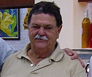 Lateral e volante também defendeu a seleção brasileira