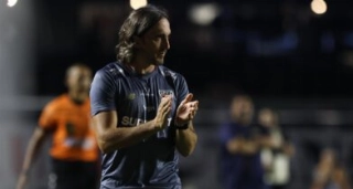 Luis Zubeldía, treinador do Tricolor. Foto:. Rubens Chiri/São Paulo FC