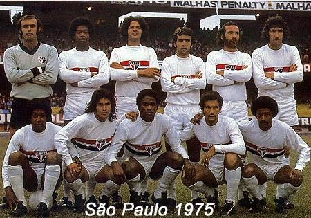 EM PÉ: Waldir Peres, Gilberto Sorriso, Nelsinho Baptista, Arlindo e Chicão. AGACHADOS: Terto, Muricy Ramalho, Serginho Chulapa, Pedro Rocha e Zé Carlos Serrão