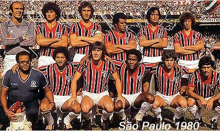 Em pé: Waldir Peres, Darío Pereyra, Oscar, Getúlio (o Gegê da cara grande), Almir e Aírton. Agachados: o massagista Hélio Santos, Paulo César Capeta, Renato, Serginho Chulapa, Heriberto e Zé Sérgio. Esse foi o São Paulo campeão paulista de 1980. O Tricolor venceu os dois jogos finais contra o Santos pelo placar mínimo. 