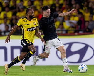 Alvinegro enfrenta o time equatoriano nesta quarta-feira. Foto: Rodrigo Coca/Agência Corinthians