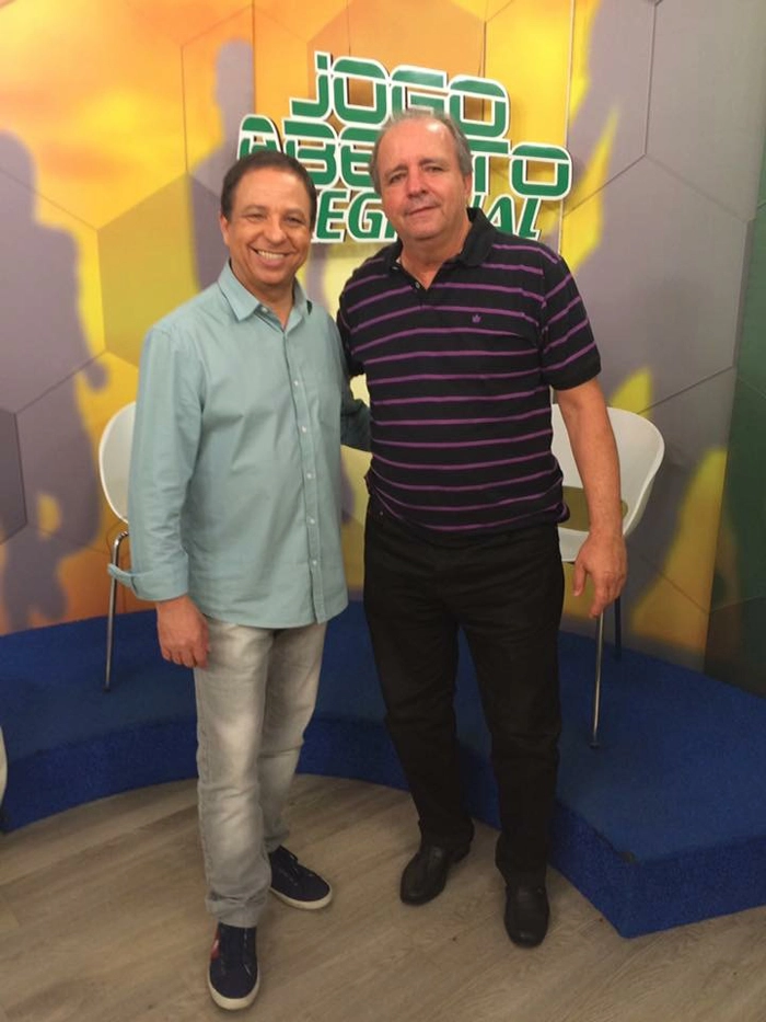 Carlos Batista e o técnico Vadão, em 2016. Foto: reprodução