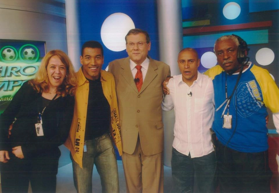 Helo Campagnolo, Mauro Silva, Milton Neves, Roberto Carlos e o produtor Geleia no Terceiro Tempo da rede Record