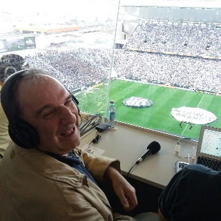 Um dos maiores narradores de todos os tempos fez anivers&aacute;rio neste domingo; aqui deixo minha homenagem. Foto: Diego Salgado/UOL Esporte