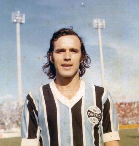 Ídolo de Grêmio e Botafogo, treinador Valdir Espinosa morre aos 72