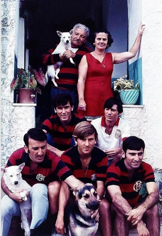 O casal Antunes e Matilde e seus craques. Foto: Reprodução