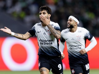 Yuri Alberto, seguido por Memphis, comemora o gol no primeiro jogo da decisão. Foto: Rodrigo Coca/ Agência Corinthians