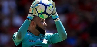 Èverson, goleiro do Ceará, está nos planos do Grêmio para repor saída de Grohe. Foto: Buda Mendes/Getty Images/Via UOL