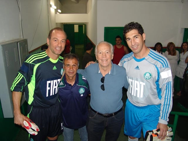 Ivan, Jorginho, Valdir Joaquim de Moraes e Sérgio, preparando-se para subir ao gramado do Palestra Itália em 09 de julho de 2010, no jogo de despedida do estádio alviverde. Foto: Marcos Júnior/Portal TT