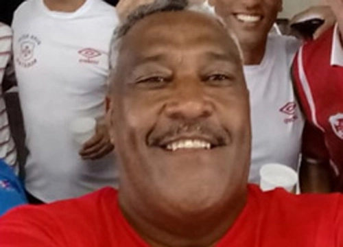 Jorginho (Jorge Vitor) - Ex-ponta da Portuguesa Santista
