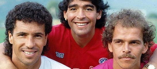 O argentino Maradona e os brasileiros Careca e Alemão fizeram história no Napoli. Foto: Site oficial