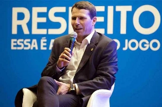 Ex-árbitro não resistiu à pressão pelos constantes erros dos juízes no Brasileirão. Foto: 