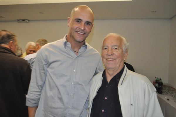 Marcão ao lado de outro goleiro histórico do Palmeiras: Valdir Joaquim de Moraes, em 03 de outubro de 2011. Foto: Marcos Júnior/Portal TT