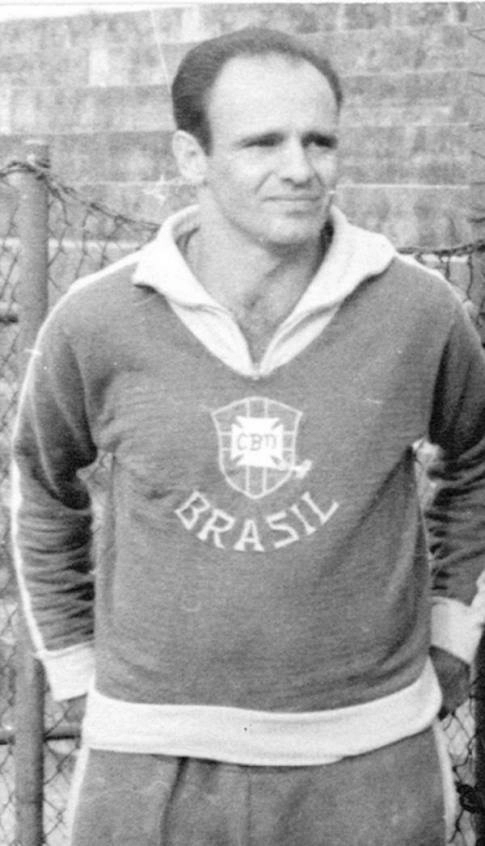 José Macia, o Pepe, durante treino da Seleção Brasileira. Com a amarelinha, disputou 40 jogos e venceu duas Copas do Mundo.