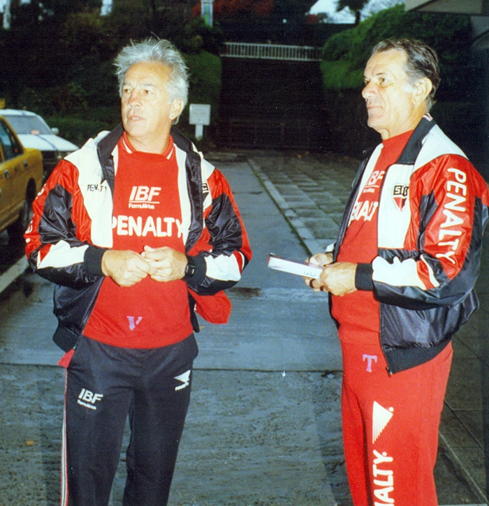 Na imagem, os grande parceiros Valdir Joaquim de Moraes e Telê Santana. Foto: Arquivo de Valdir Joaquim de Moraes