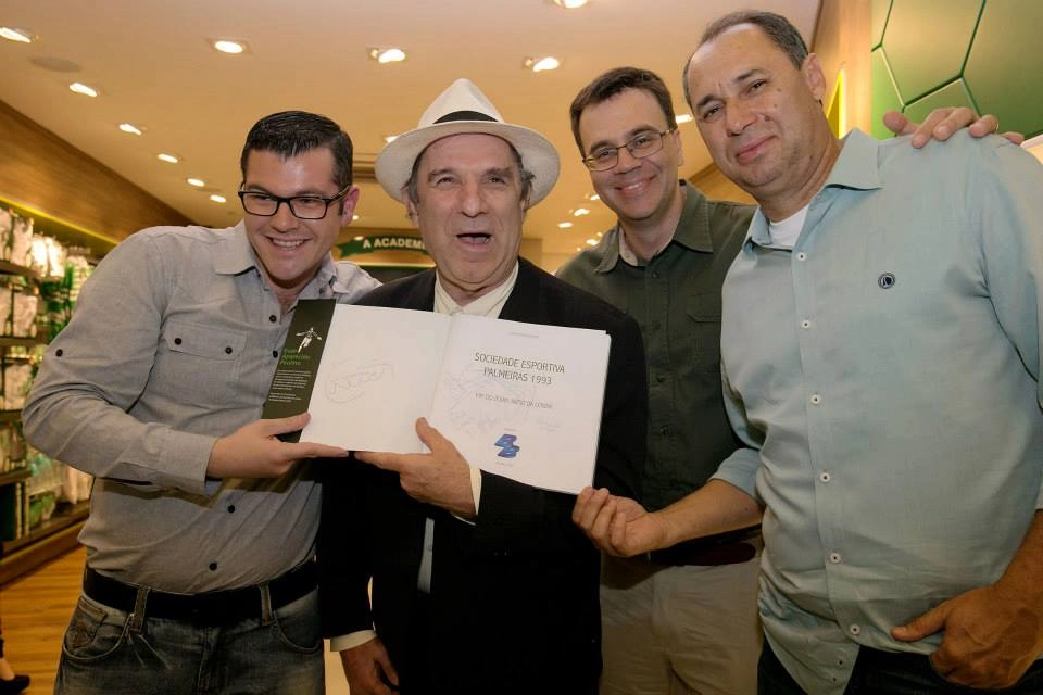 Fernando Galuppo, Osmar Santos, Mauro Beting e Evair em 12 de junho de 2013 na Academia Store, dia do lançamento do livro `Sociedade Esportiva Palmeiras 1993 - Fim do Jejum, Início da Lenda´