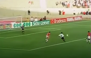 Parabéns, Dodô! Veja um golaço do aniversariante que está completando 51 anos!