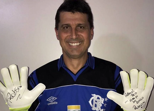 Robson Agondi - Ex-goleiro do Santos e do Flamengo