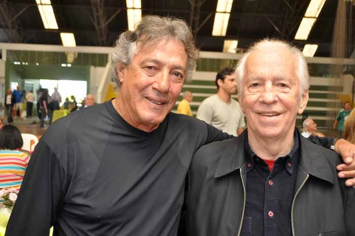 Ronaldo, o autor do memorável gol na final do Paulista de 1974, ao lado de Valdir Joaquim de Moraes, na tarde de 29 de setembro de 2012. Foto: Marcos Júnior/Portal TT