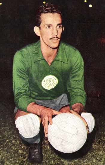 Valdir Joaquim de Morais com a camisa do Palmeiras. Foto: Reprodução/A Gazeta Ilustrada