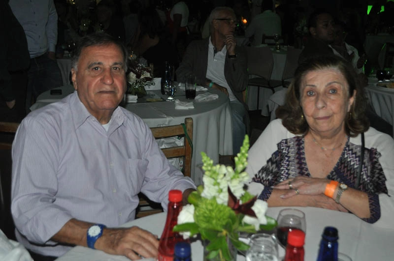 Bentivegna e sua esposa na festa de veteranos do Palmeiras, em 28 de setembro de 2018, no restaurante Jardim Suspenso, no Palestra Itália. Atrás, Guilherme Ribeiro e Mauricio Galiotte. Foto: Marcos Júnior Micheletti/Portal TT