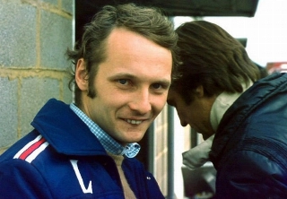 Em 1974, seu primeiro ano como piloto da Ferrari. Foto: Divulgação