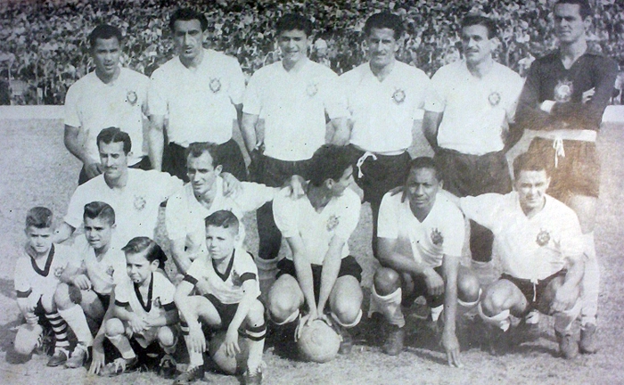 Em pé, da esquerda para a direita: Oreco, Alfredo Ramos, Walmir, Olavo, Idário e Gylmar. Agachados: Cláudio, Luizinho, Rafael, Índio e Boquita