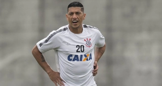 Volante está recuperado de lesão muscular. Foto: Daniel Augusto Jr/Ag Corinthians