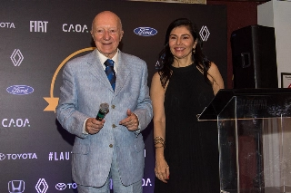 Claudio e a filha Claudia na noite de premiação. Foto: J. Mantovani/Divulgação