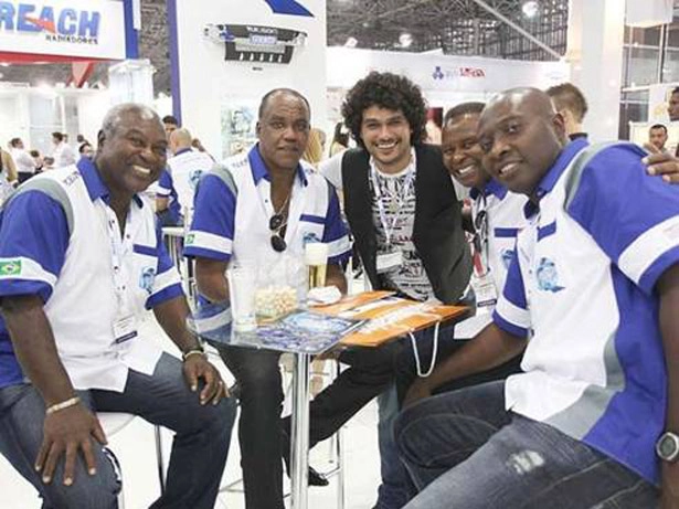 Reunidos no Anhembi, em São Paulo, Edu, Serginho, Leo Maia, Wladimir e Rincon. Foto enviada por Moises Generoso Bueno 