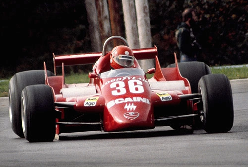 Na equipe italiana, em 1979, lutando para conseguir terminar corridas, o que foi muito difícil também no ano seguinte